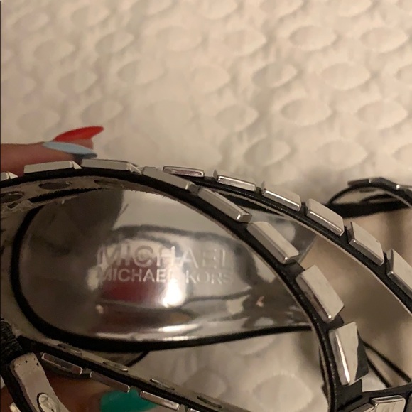 MK heels - Picture 6 of 6